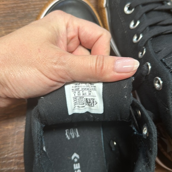 Black mid converses - Picture 7 of 7